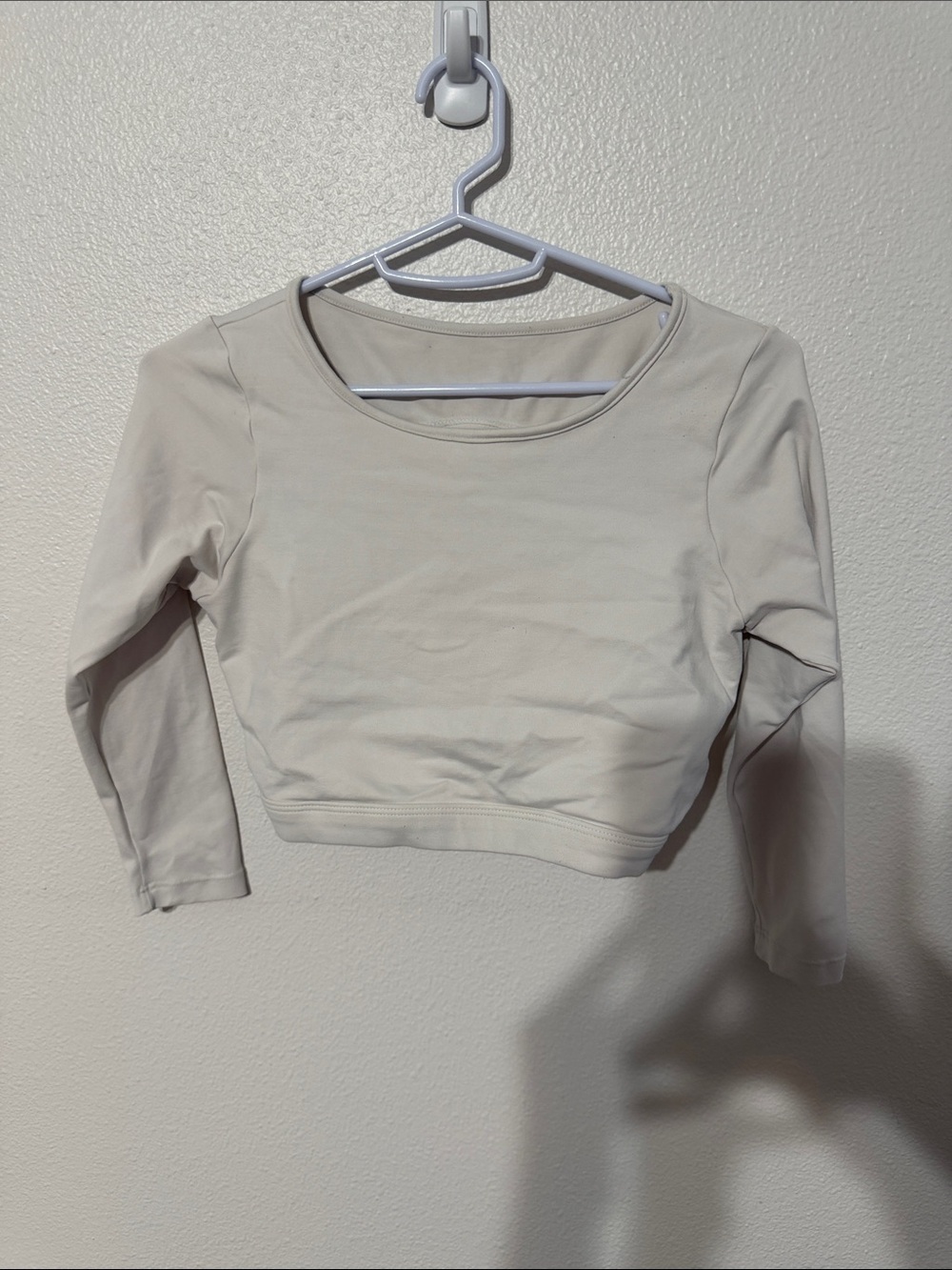 Long-Sleeve Scoop Neck Cropped Top